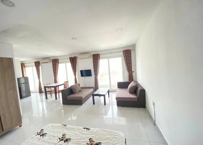 Airport Apartment Ls